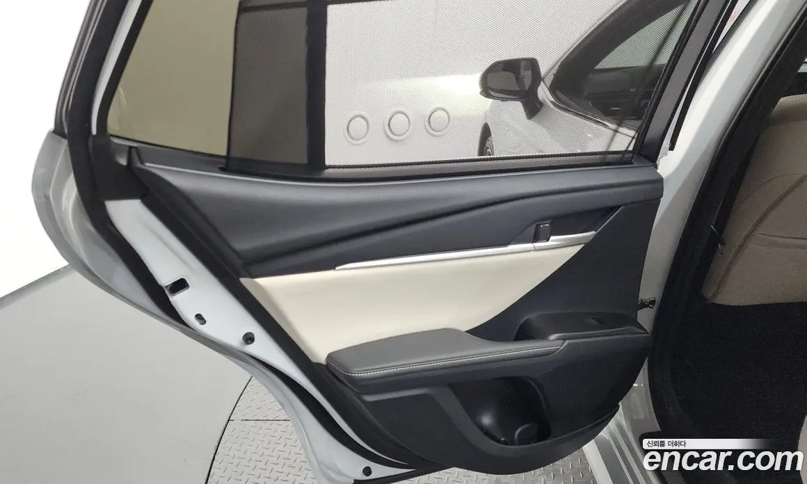 Toyota Camry 2026 2.5 автомат (гидро), фото 15