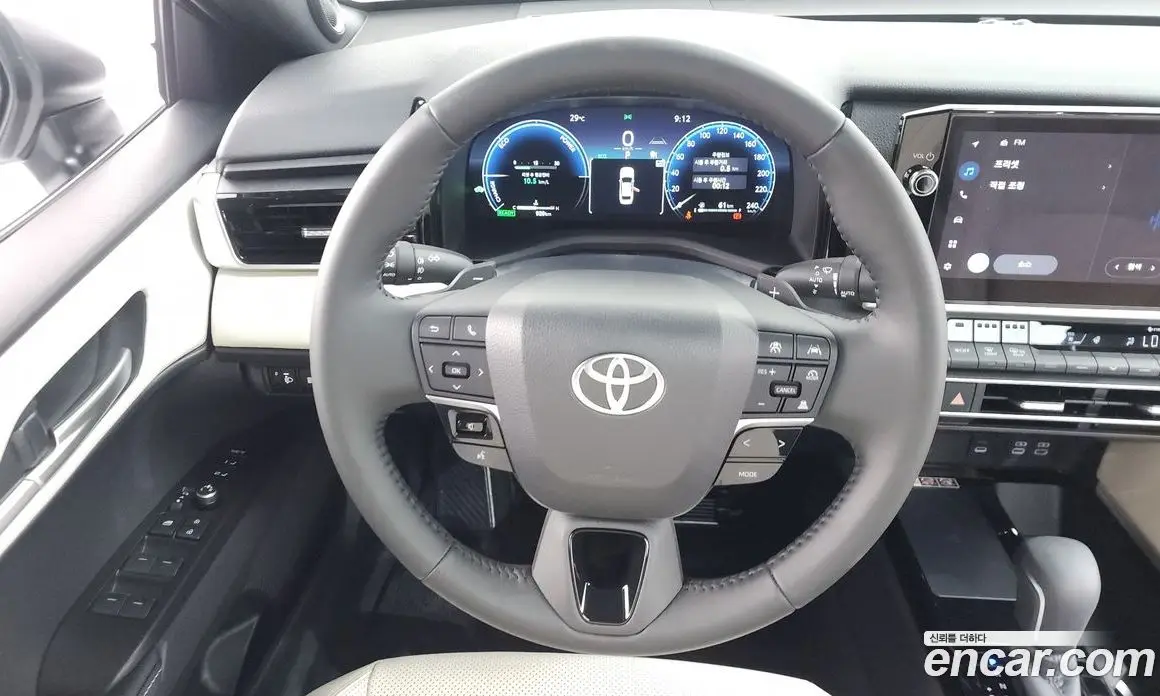 Toyota Camry 2026 2.5 автомат (гидро), фото 20