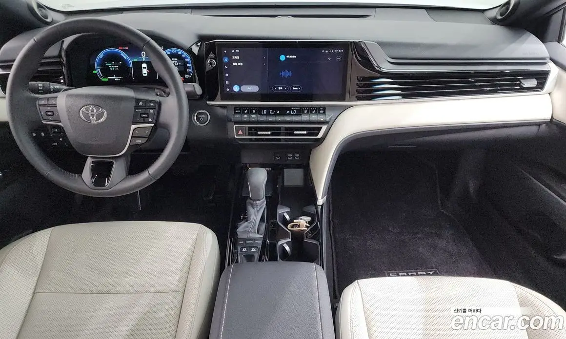 Toyota Camry 2026 2.5 автомат (гидро), фото 10