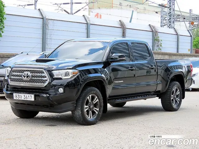 Toyota Tacoma 2017 3.5 автомат (гидро), миниатюра 2