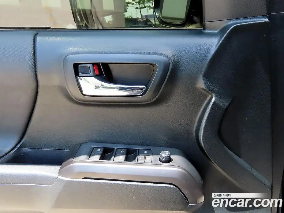 Toyota Tacoma 2017 3.5 автомат (гидро), фото 11