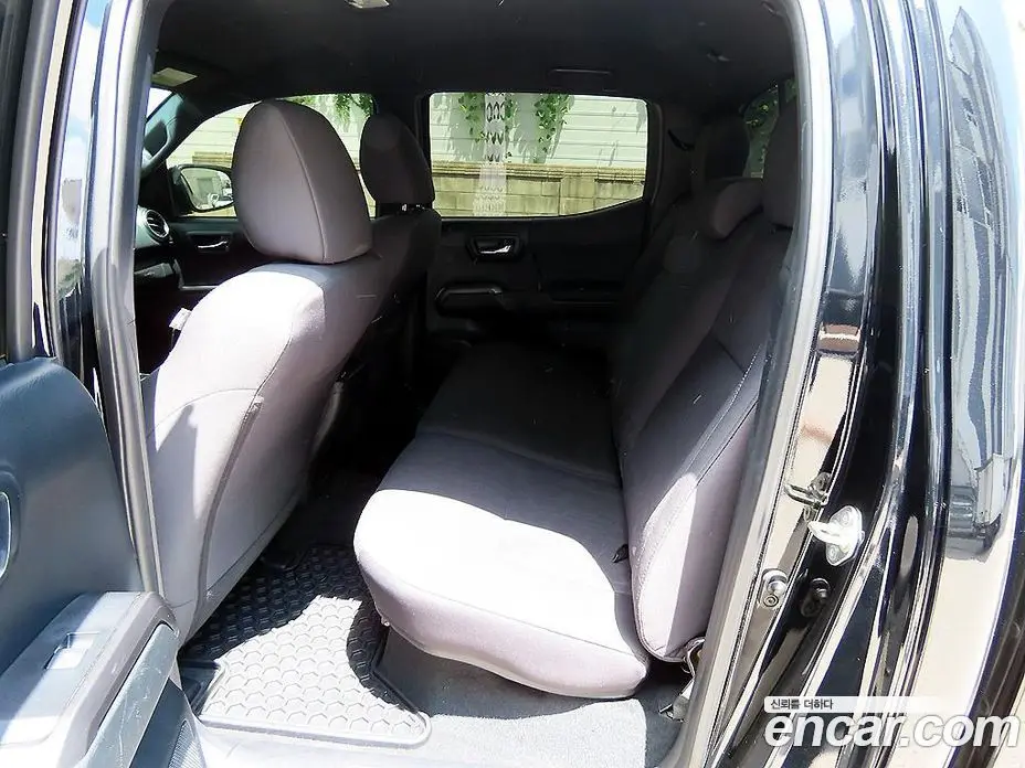 Toyota Tacoma 2017 3.5 автомат (гидро), фото 6
