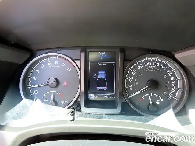 Toyota Tacoma 2017 3.5 автомат (гидро), миниатюра 9