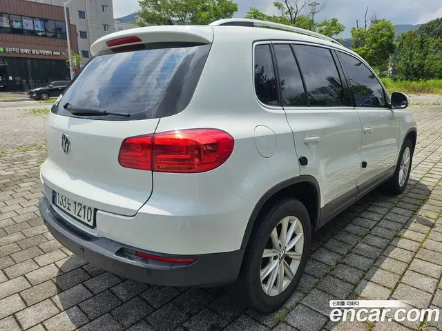 Volkswagen Tiguan 2014 2.0 автомат (гидро), миниатюра 8
