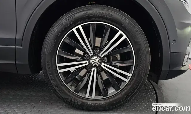 Volkswagen Tiguan 2020 2.0 автомат (гидро), миниатюра 6