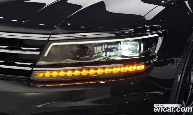 Volkswagen Tiguan 2020 2.0 автомат (гидро), миниатюра 7