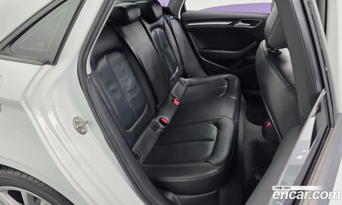 Audi A3 2015 2.0 автомат (гидро), фото 16