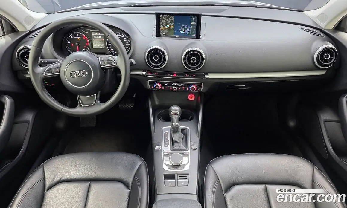 Audi A3 2015 2.0 автомат (гидро), фото 9