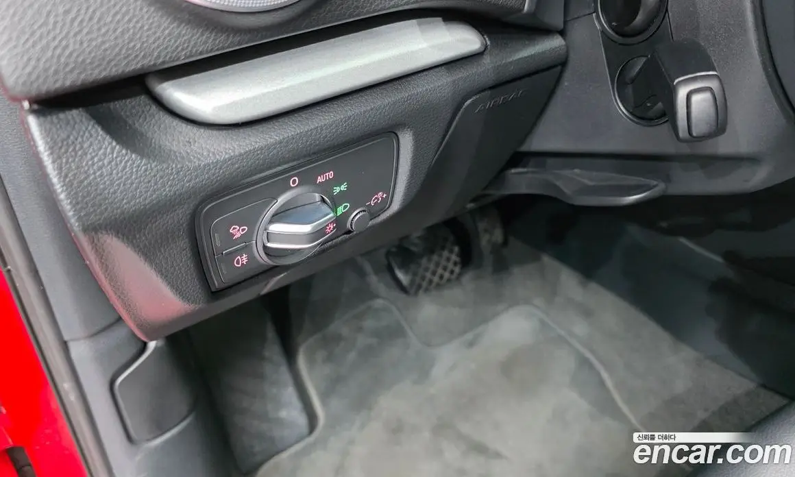 Audi A3 2016 1.4 автомат (гидро), фото 16