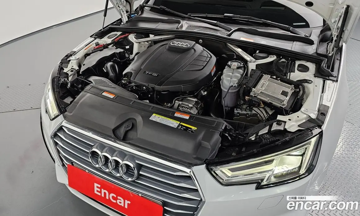Audi A4 2019 2.0 автомат (гидро), фото 6