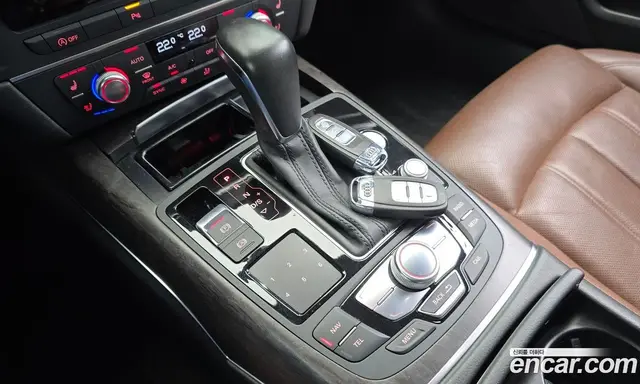 Audi A6 2018 2.0 автомат (гидро), миниатюра 12