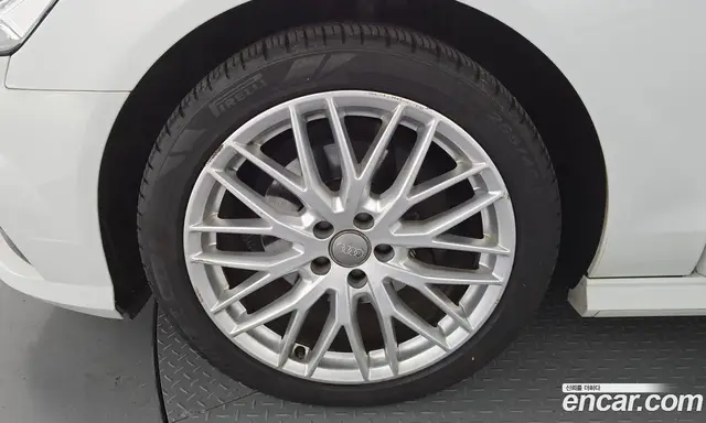 Audi A6 2018 2.0 автомат (гидро), миниатюра 5