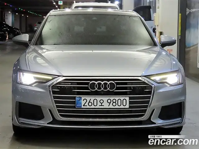 Audi A6 2020 2.0 автомат (гидро), миниатюра 2