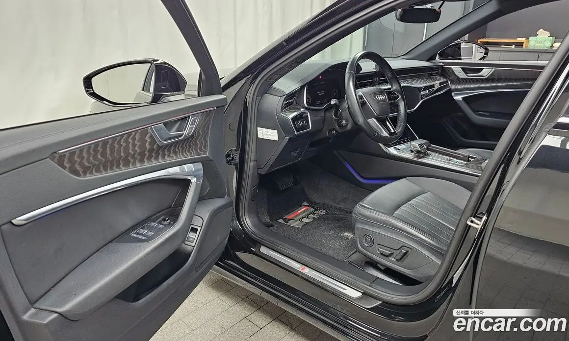 Audi A6 2021 2.0 автомат (гидро), фото 13