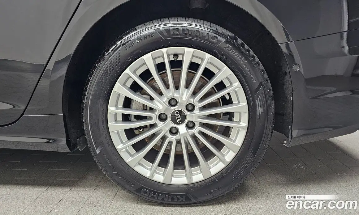 Audi A6 2021 2.0 автомат (гидро), фото 7