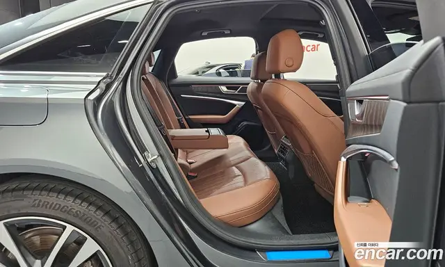 Audi A6 2022 2.0 автомат (гидро), миниатюра 12