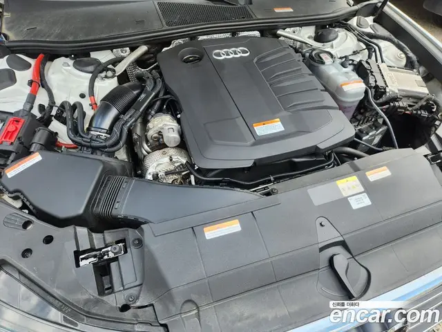 Audi A6 2023 2.0 автомат (гидро), миниатюра 6