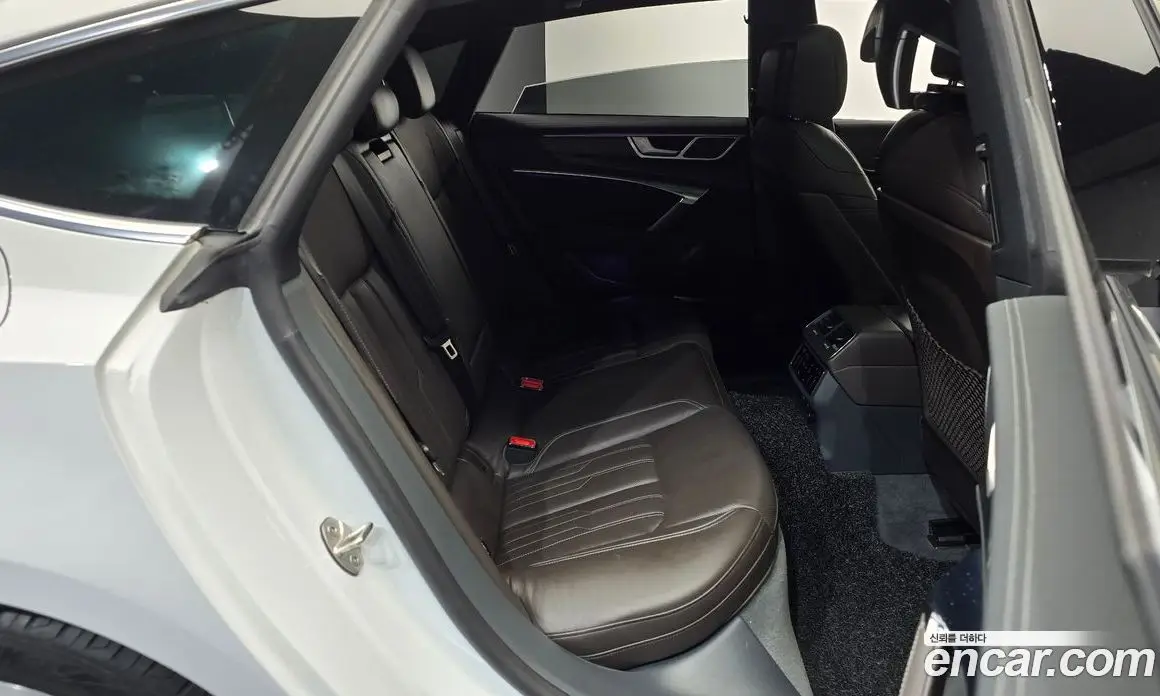Audi A7 2020 3.0 автомат (гидро), фото 17