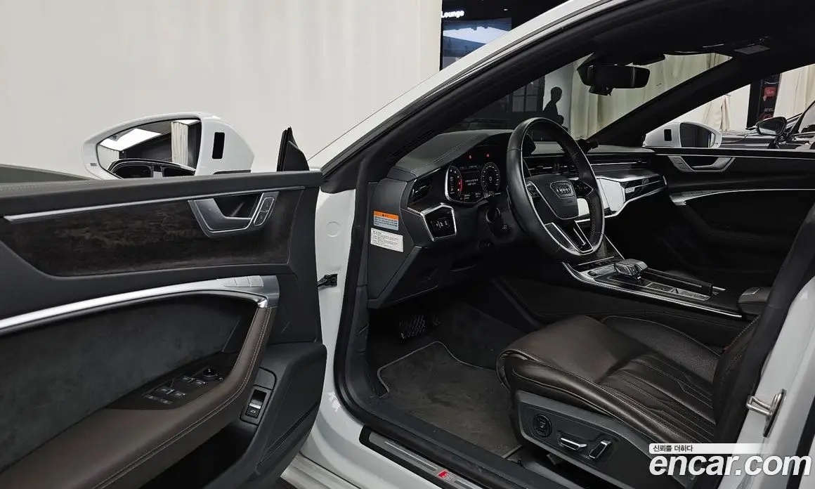 Audi A7 2021 3.0 автомат (гидро), фото 13