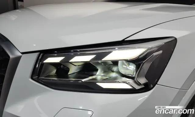 Audi Q2 2023 2.0 автомат (гидро), миниатюра 8