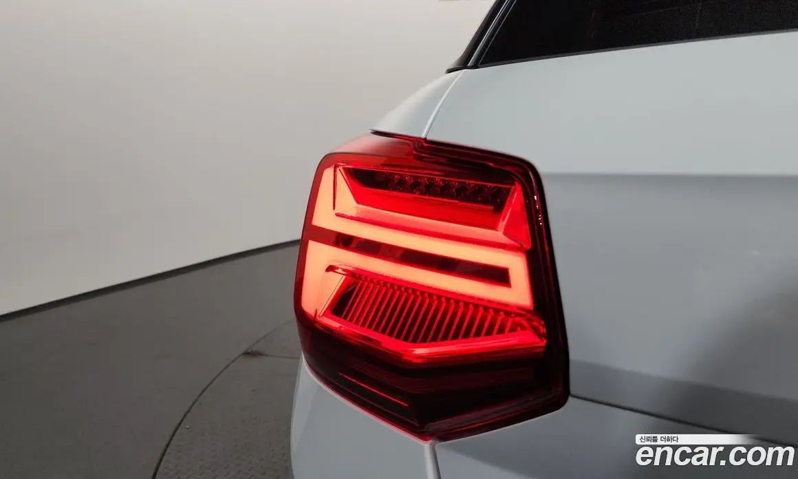 Audi Q2 2023 2.0 автомат (гидро), фото 9