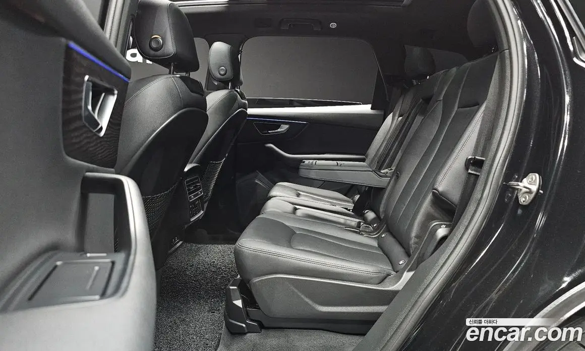 Audi Q7 2022 3.0 автомат (гидро), фото 16