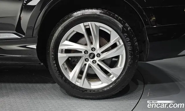 Audi Q7 2022 3.0 автомат (гидро), миниатюра 6
