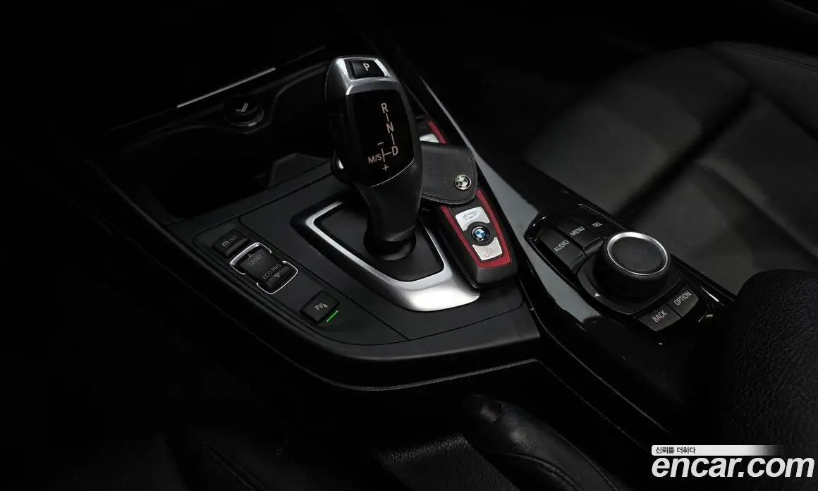 BMW 1 серия 2015 2.0 автомат (гидро), фото 11