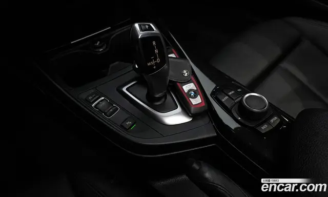 BMW 1 серия 2015 2.0 автомат (гидро), миниатюра 11