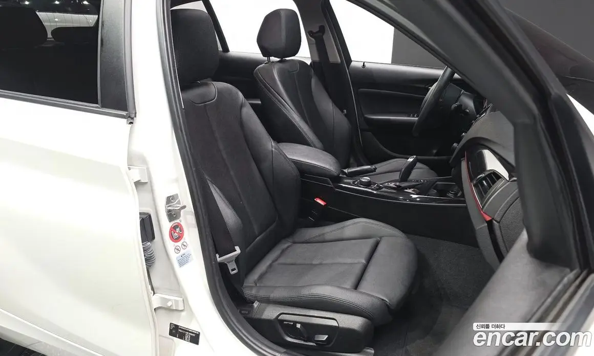 BMW 1 серия 2015 2.0 автомат (гидро), фото 15