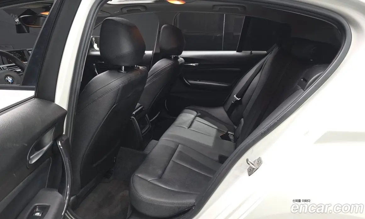 BMW 1 серия 2015 2.0 автомат (гидро), фото 16