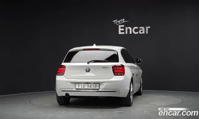 BMW 1 серия 2015 2.0 автомат (гидро), миниатюра 3