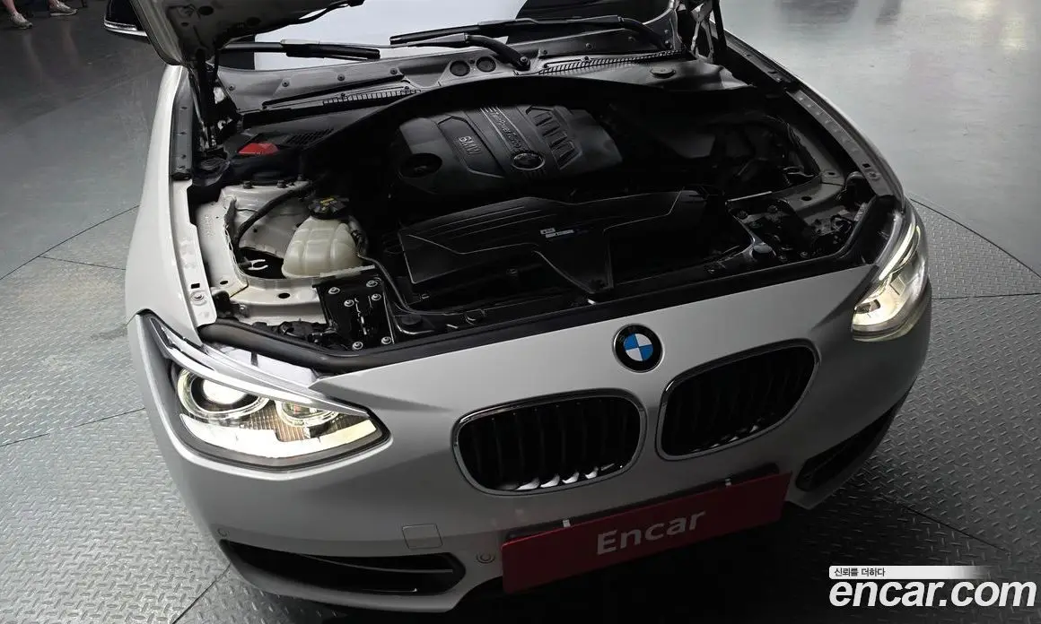 BMW 1 серия 2015 2.0 автомат (гидро), фото 5