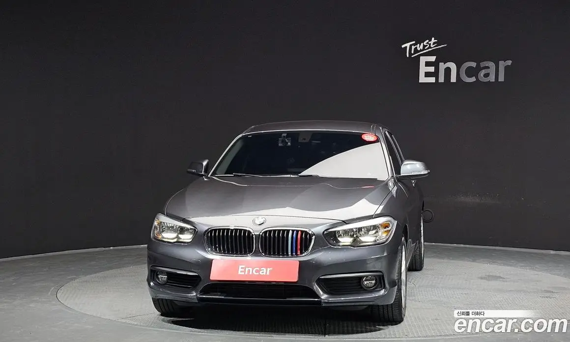 BMW 1 серия 2018 2.0 автомат (гидро), фото 3 BMW 1 серия 2018 2.0 автомат (гидро), фото 3