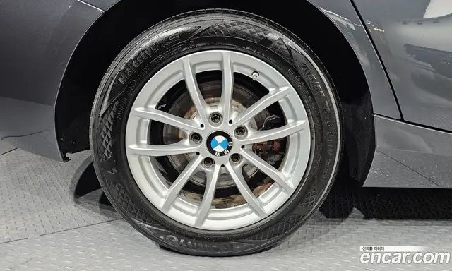 BMW 1 серия 2018 2.0 автомат (гидро), миниатюра 5 BMW 1 серия 2018 2.0 автомат (гидро), миниатюра 5