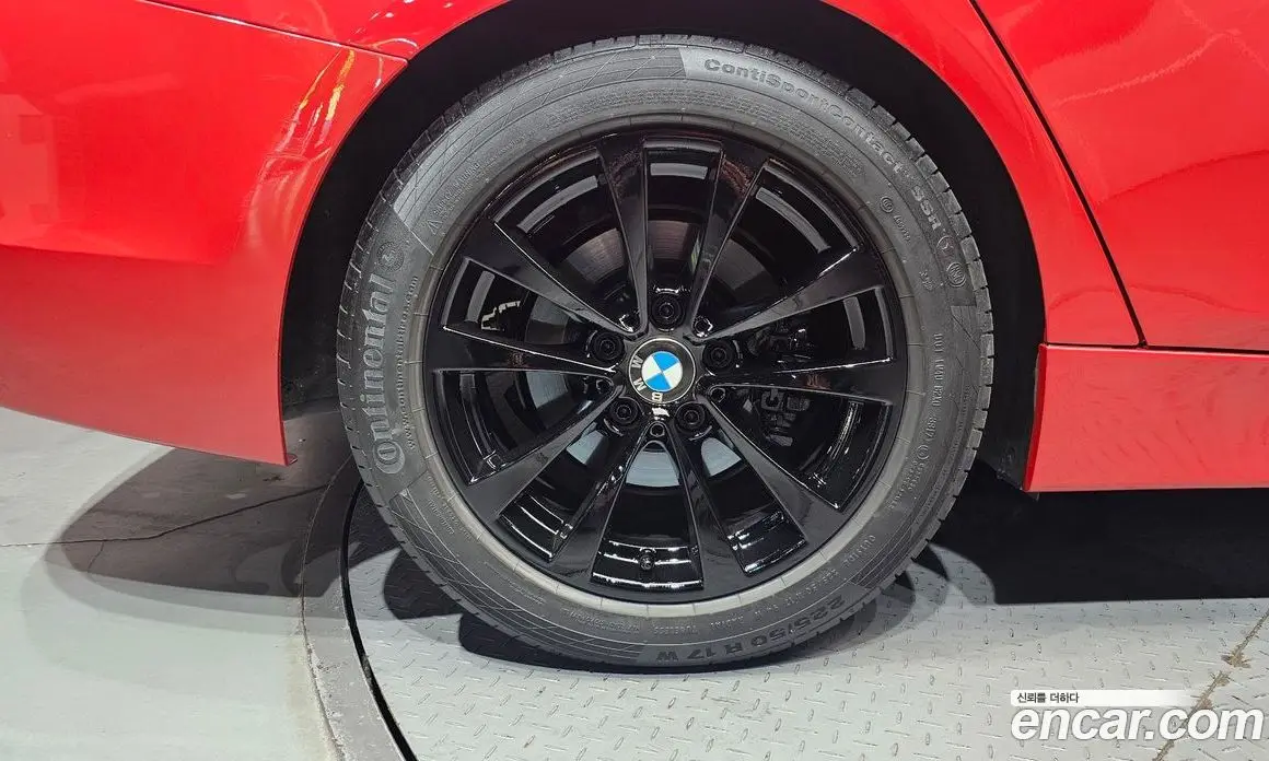 BMW 3 серия 2018 2.0 автомат (гидро), фото 5