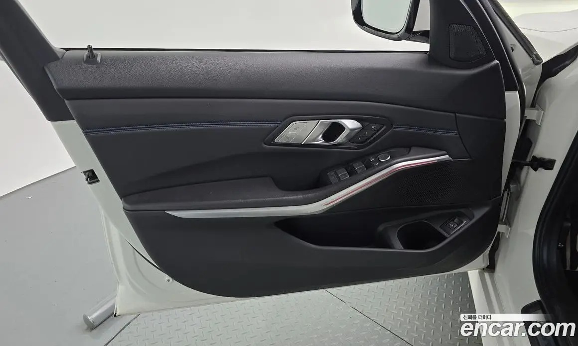 BMW 3 серия 2021 2.0 автомат (гидро), фото 14