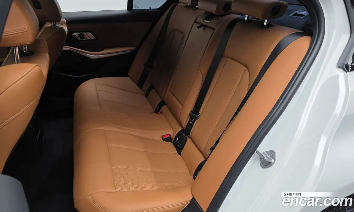 BMW 3 серия 2023 2.0 автомат (гидро), фото 15
