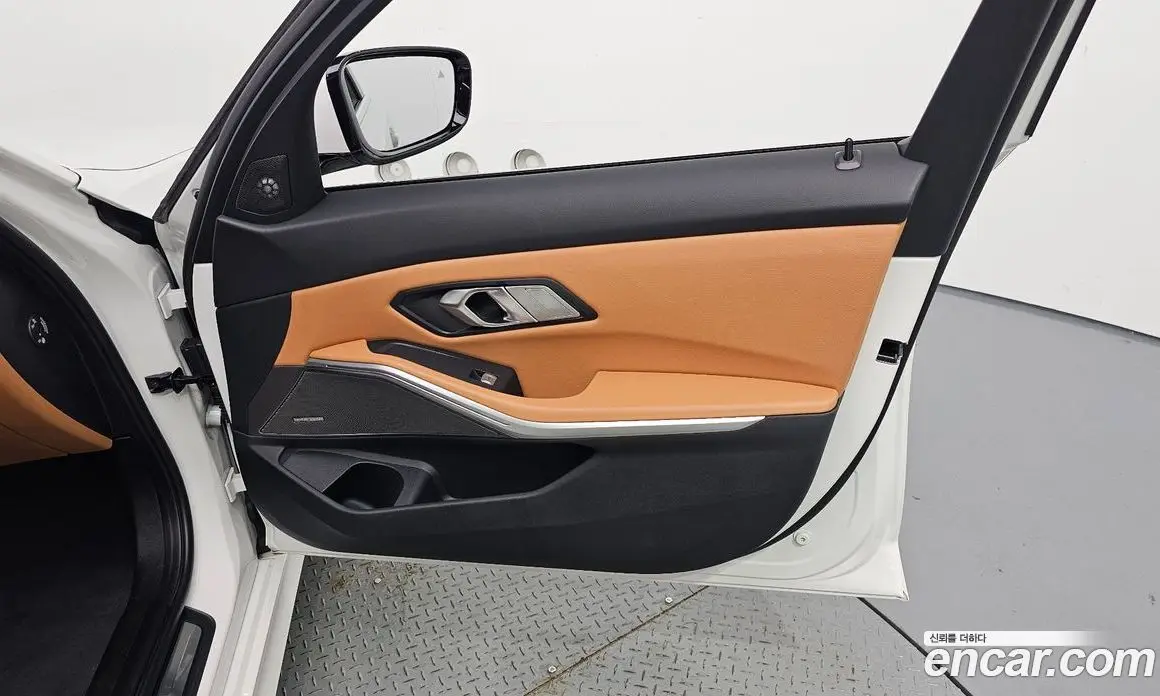 BMW 3 серия 2023 2.0 автомат (гидро), фото 15