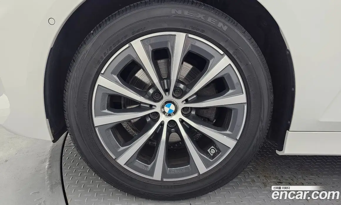 BMW 3 серия 2023 2.0 автомат (гидро), фото 5