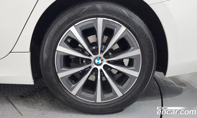 BMW 3 серия 2023 2.0 автомат (гидро), миниатюра 7