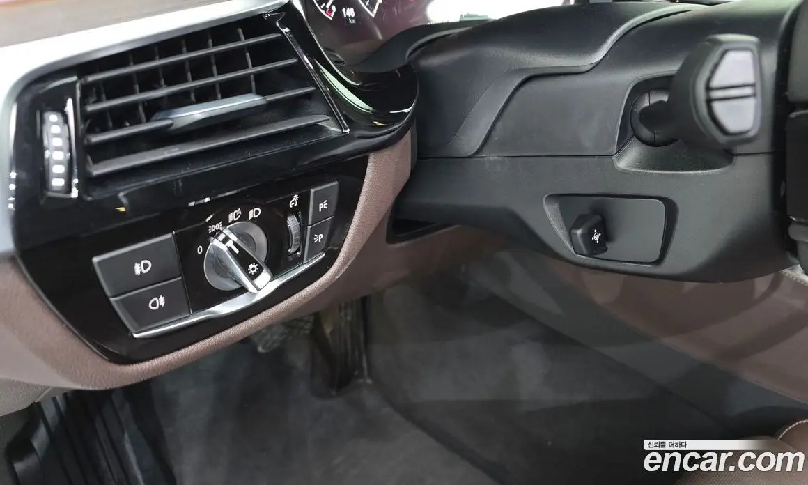 BMW 5 серия 2019 2.0 автомат (гидро), фото 28