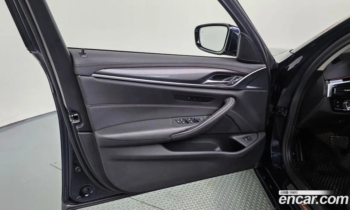 BMW 5 серия 2020 2.0 автомат (гидро), фото 14