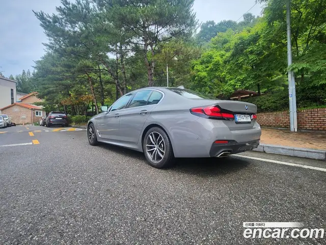 BMW 5 серия 2022 2.0 автомат (гидро), миниатюра 2