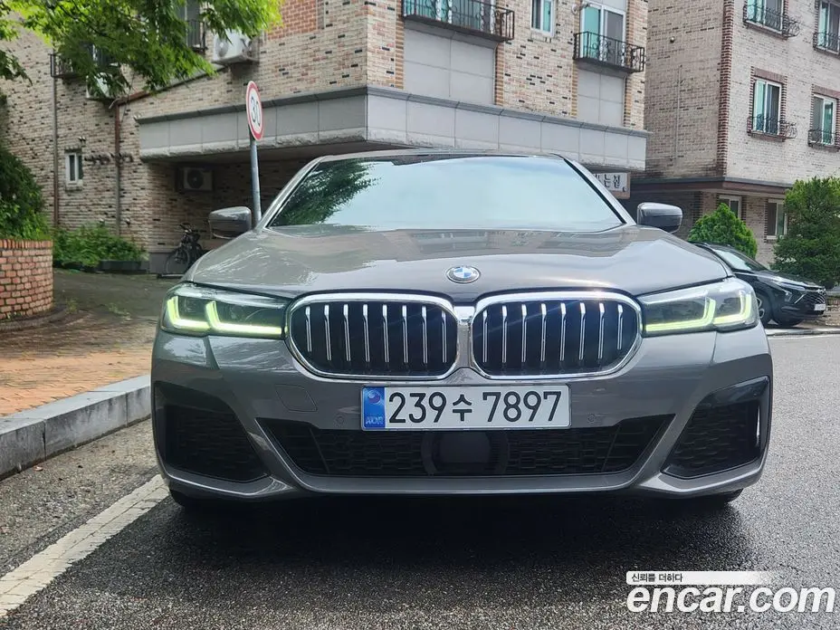 BMW 5 серия 2022 2.0 автомат (гидро), фото 3