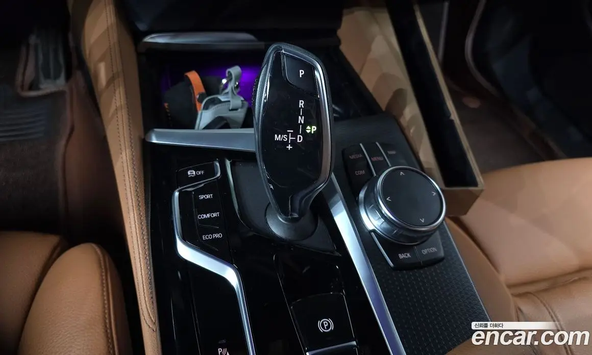 BMW 5 серия 2023 2.0 автомат (гидро), фото 12