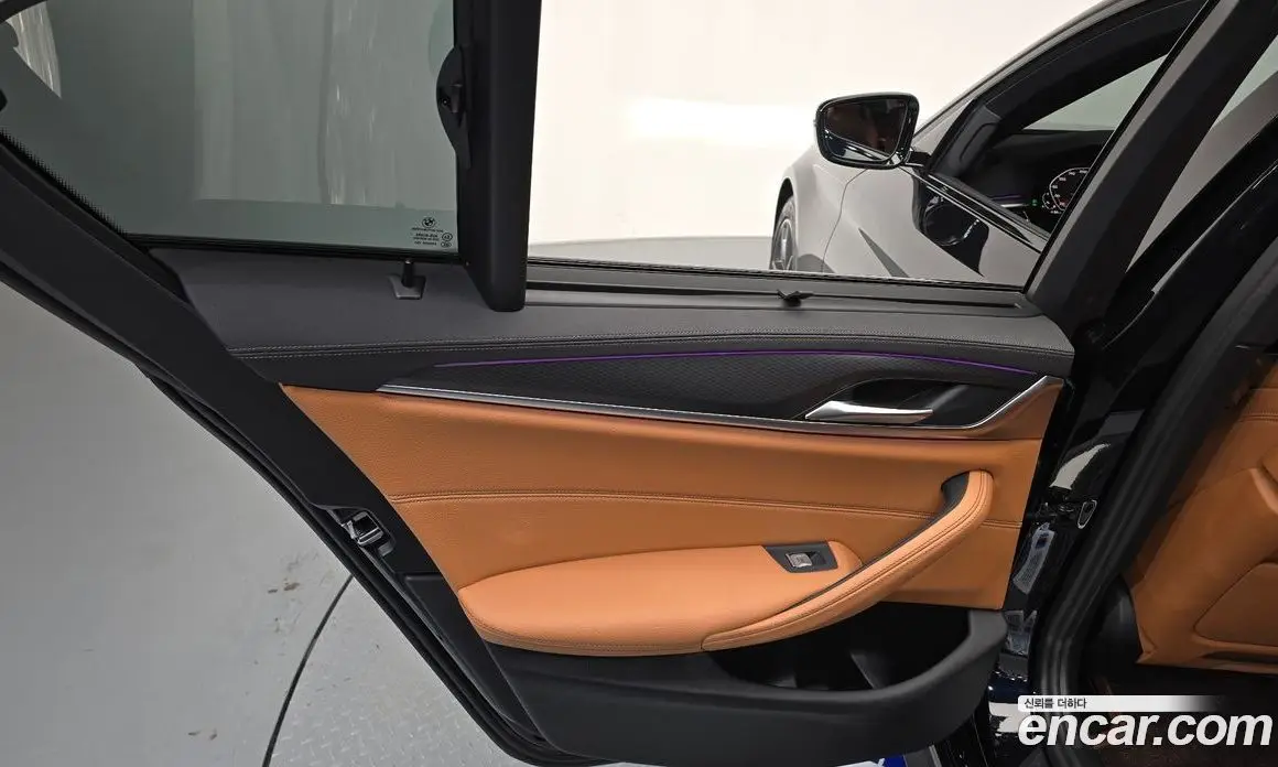 BMW 5 серия 2023 2.0 автомат (гидро), фото 15