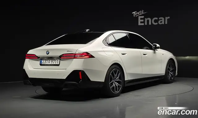 BMW 5 серия 2025 2.0 автомат (гидро), миниатюра 2
