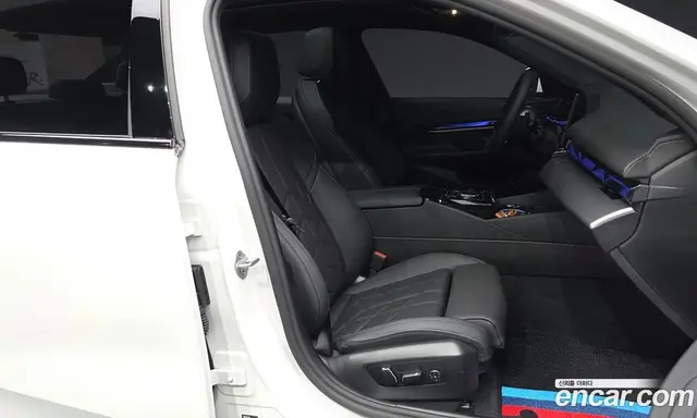 BMW 5 серия 2025 2.0 автомат (гидро), миниатюра 11