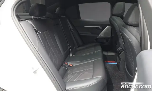 BMW 5 серия 2025 2.0 автомат (гидро), миниатюра 12